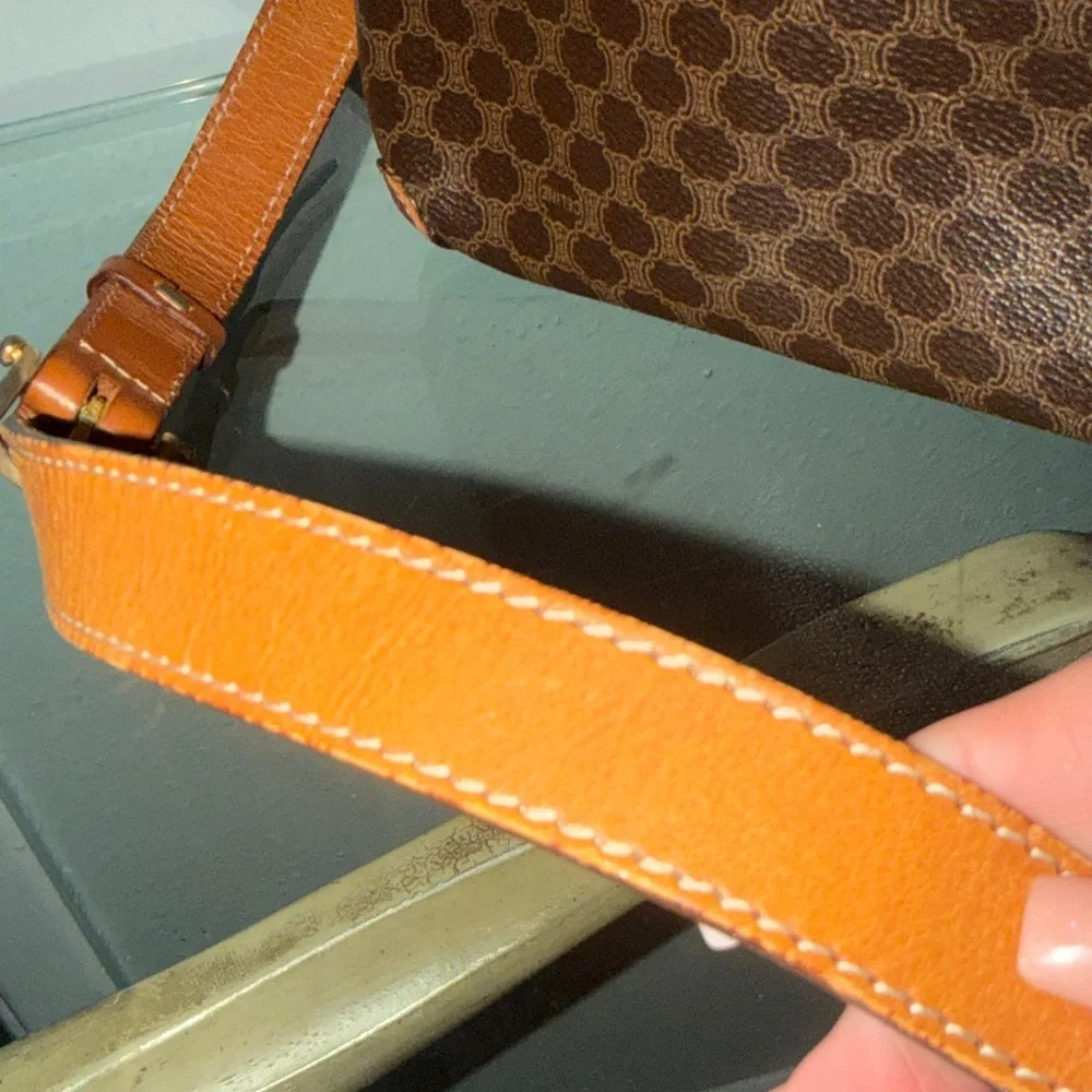 Celine stylish messenger